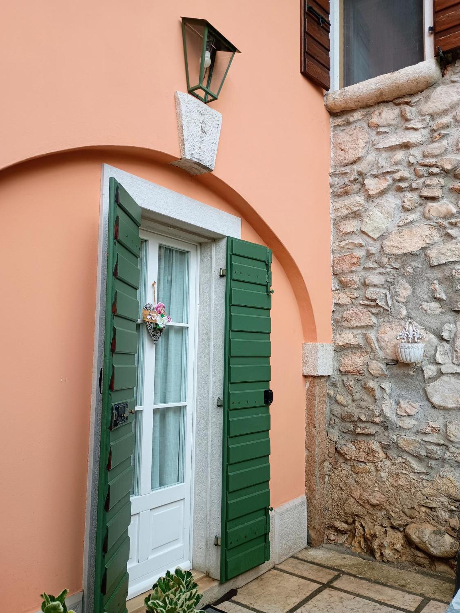 Casa Del Capitello Apartment Caprino Veronese Exterior foto